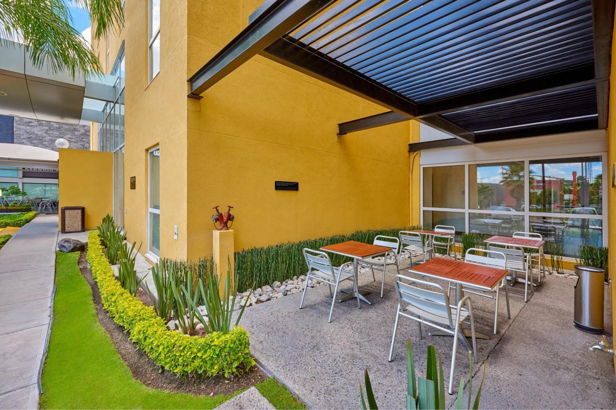 City Express By Marriott Queretaro Jurica Exteriör bild